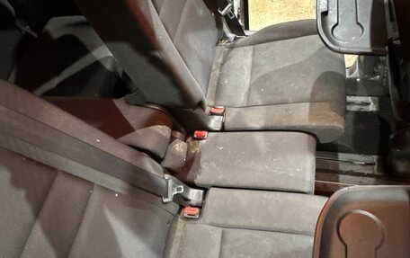 Toyota Noah III, 2002 год, 818 490 рублей, 21 фотография