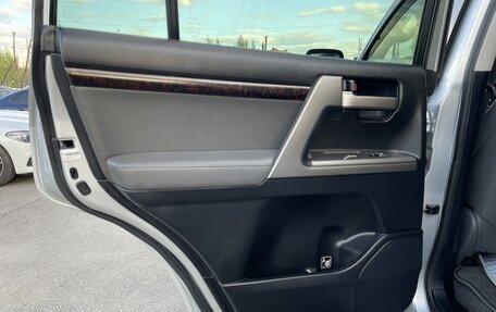 Toyota Land Cruiser 200, 2008 год, 2 997 000 рублей, 18 фотография