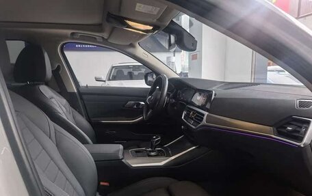 BMW 3 серия, 2020 год, 2 860 000 рублей, 10 фотография