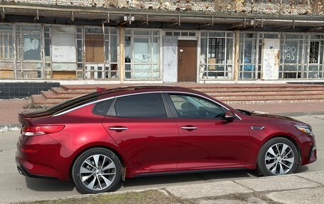 KIA Optima IV, 2018 год, 2 100 000 рублей, 3 фотография