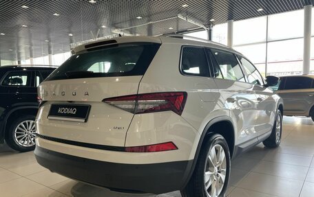 Skoda Kodiaq I, 2024 год, 5 050 000 рублей, 5 фотография