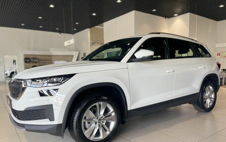 Skoda Kodiaq I, 2024 год, 5 050 000 рублей, 2 фотография