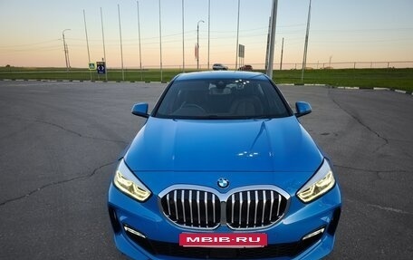 BMW 1 серия, 2019 год, 2 490 000 рублей, 5 фотография