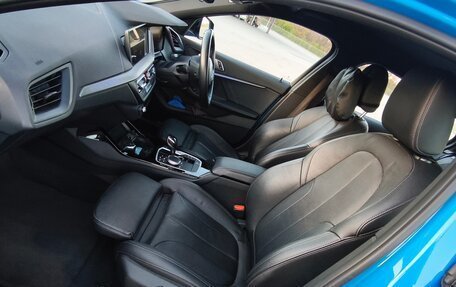 BMW 1 серия, 2019 год, 2 490 000 рублей, 17 фотография