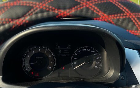 Hyundai Solaris II рестайлинг, 2011 год, 700 000 рублей, 9 фотография
