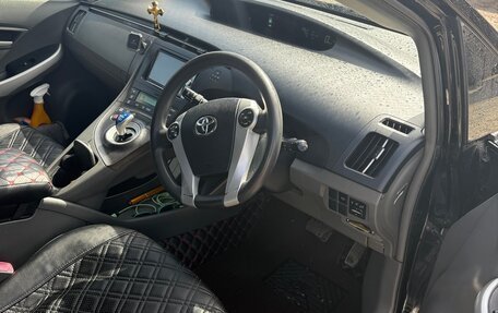 Toyota Prius, 2011 год, 1 000 000 рублей, 9 фотография