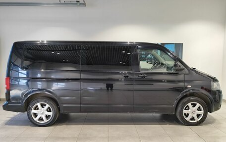 Volkswagen Caravelle T5, 2012 год, 1 819 000 рублей, 4 фотография