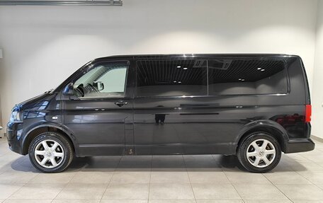Volkswagen Caravelle T5, 2012 год, 1 819 000 рублей, 8 фотография