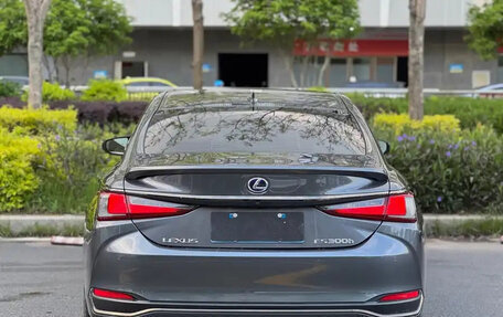 Lexus ES VII, 2022 год, 3 420 013 рублей, 4 фотография