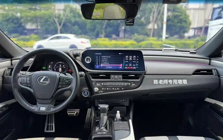Lexus ES VII, 2022 год, 3 420 013 рублей, 8 фотография