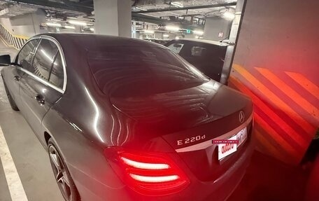 Mercedes-Benz E-Класс, 2018 год, 3 890 000 рублей, 7 фотография