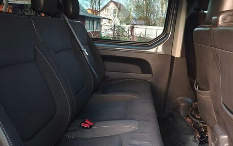 Renault Trafic, 2015 год, 1 700 000 рублей, 7 фотография