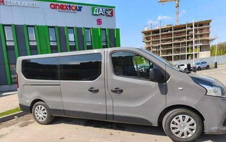 Renault Trafic, 2015 год, 1 700 000 рублей, 3 фотография