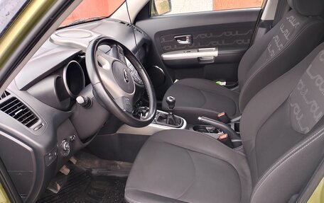KIA Soul I рестайлинг, 2013 год, 890 000 рублей, 5 фотография