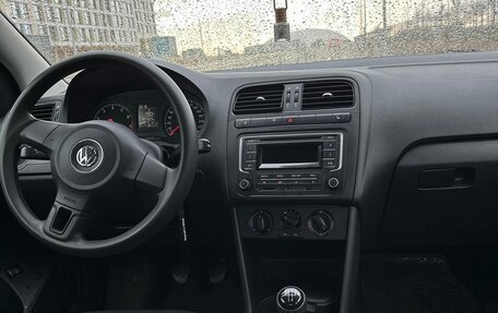 Volkswagen Polo VI (EU Market), 2015 год, 750 000 рублей, 5 фотография