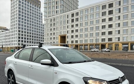 Volkswagen Polo VI (EU Market), 2015 год, 750 000 рублей, 2 фотография