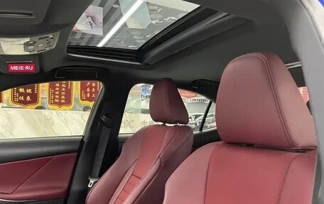 Lexus IS III, 2019 год, 2 590 013 рублей, 13 фотография