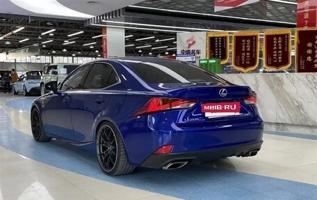 Lexus IS III, 2019 год, 2 590 013 рублей, 5 фотография