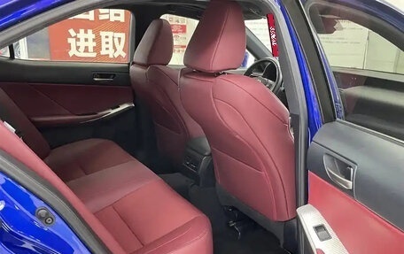 Lexus IS III, 2019 год, 2 590 013 рублей, 16 фотография