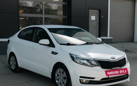 KIA Rio III рестайлинг, 2015 год, 1 000 000 рублей, 3 фотография