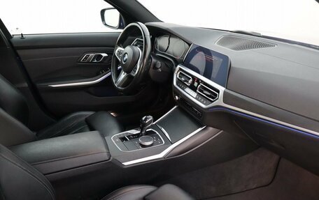 BMW 3 серия, 2020 год, 3 300 000 рублей, 12 фотография
