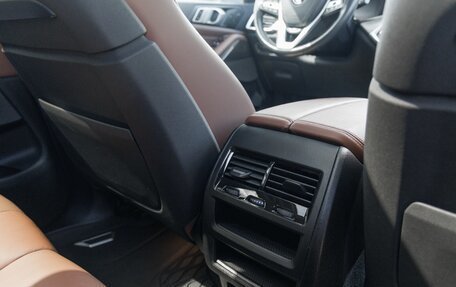 BMW X5, 2019 год, 7 999 999 рублей, 28 фотография