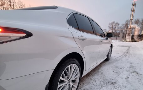 Toyota Camry, 2021 год, 3 300 000 рублей, 8 фотография