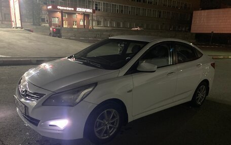 Hyundai Solaris II рестайлинг, 2016 год, 1 030 000 рублей, 3 фотография