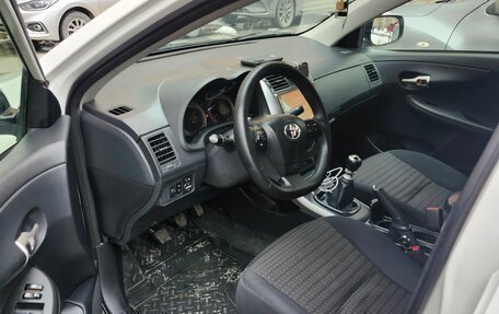 Toyota Corolla, 2012 год, 850 000 рублей, 8 фотография