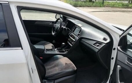Hyundai Sonata VII, 2018 год, 2 050 000 рублей, 12 фотография