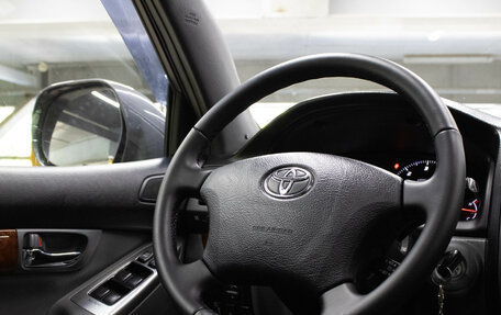 Toyota Land Cruiser Prado 120 рестайлинг, 2007 год, 1 859 000 рублей, 8 фотография