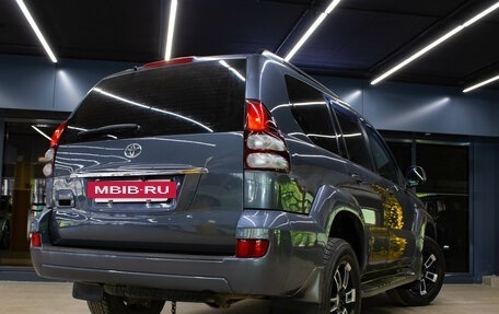 Toyota Land Cruiser Prado 120 рестайлинг, 2007 год, 1 859 000 рублей, 6 фотография
