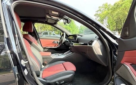 BMW 3 серия, 2023 год, 3 690 000 рублей, 13 фотография