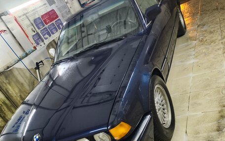 BMW 7 серия, 1987 год, 350 000 рублей, 3 фотография