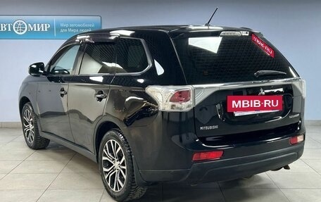 Mitsubishi Outlander III рестайлинг 3, 2012 год, 1 050 000 рублей, 5 фотография
