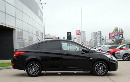 Hyundai Solaris II рестайлинг, 2013 год, 730 000 рублей, 4 фотография