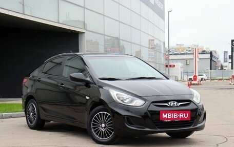 Hyundai Solaris II рестайлинг, 2013 год, 730 000 рублей, 3 фотография