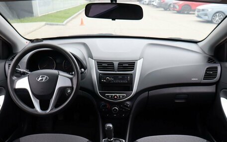 Hyundai Solaris II рестайлинг, 2013 год, 730 000 рублей, 14 фотография