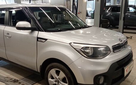 KIA Soul II рестайлинг, 2018 год, 1 275 000 рублей, 2 фотография