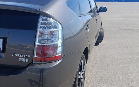 Toyota Prius, 2007 год, 900 000 рублей, 10 фотография