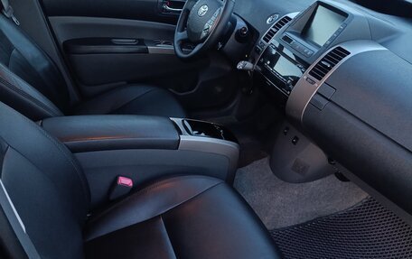 Toyota Prius, 2007 год, 900 000 рублей, 18 фотография