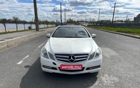 Mercedes-Benz E-Класс, 2010 год, 1 200 000 рублей, 1 фотография
