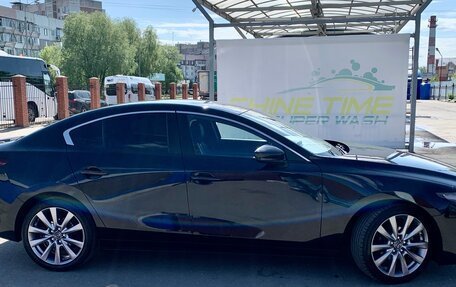 Mazda 3, 2021 год, 2 050 000 рублей, 5 фотография