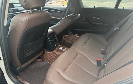 BMW 3 серия, 2017 год, 2 114 000 рублей, 10 фотография