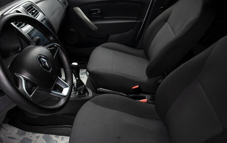 Renault Logan II, 2020 год, 1 099 000 рублей, 15 фотография