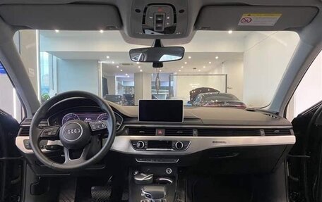 Audi A4, 2019 год, 2 238 000 рублей, 9 фотография