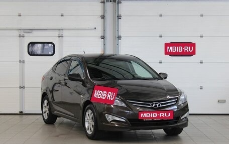 Hyundai Solaris II рестайлинг, 2015 год, 1 097 000 рублей, 3 фотография