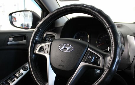 Hyundai Solaris II рестайлинг, 2015 год, 1 097 000 рублей, 15 фотография