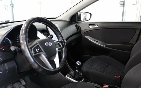 Hyundai Solaris II рестайлинг, 2015 год, 1 097 000 рублей, 12 фотография