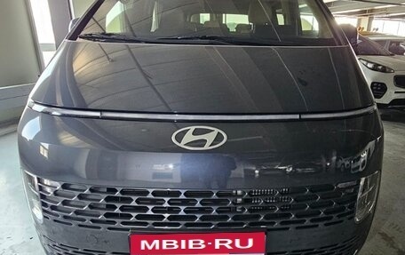 Hyundai Staria, 2024 год, 4 990 000 рублей, 1 фотография